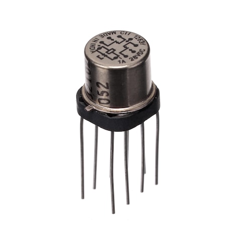 TE Connectivity M39016/15-117L