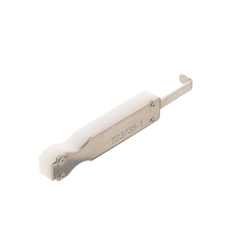 TE Connectivity 723735-1